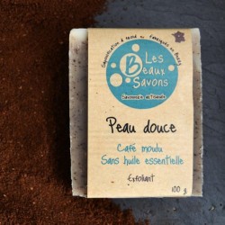 Savon bio exfoliant au café...